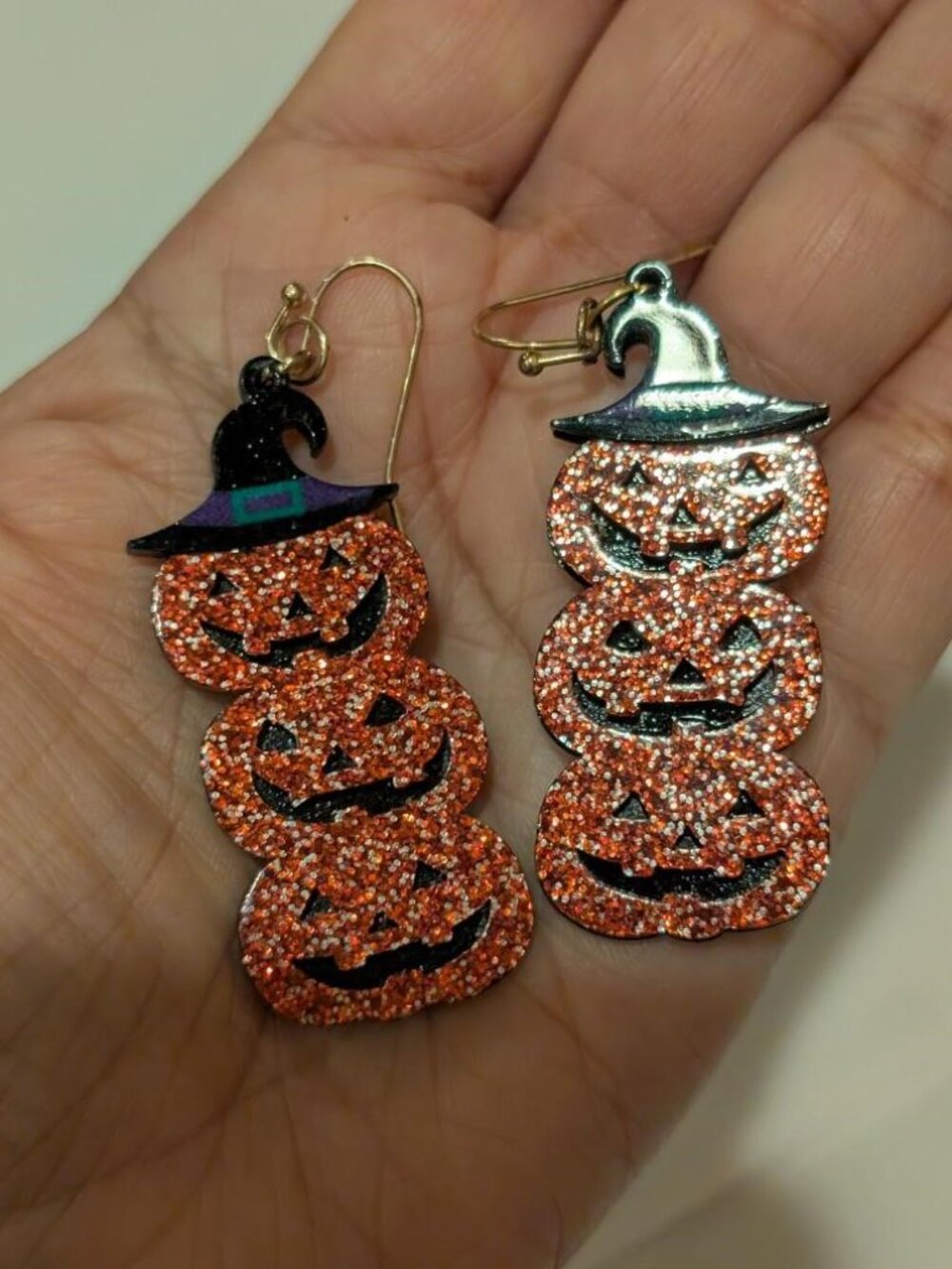 Large Vintage Halloween Glitter Pumpkin Acrylic Earrings.